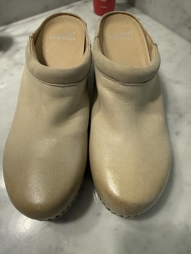 Dansko beige clogs - dansko, 40
