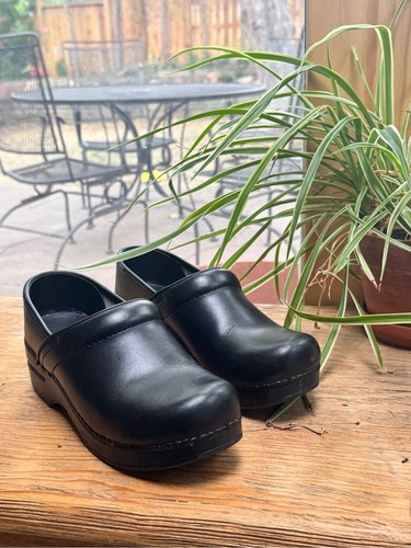 Dansko professional clogs - professional,